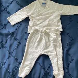 Matching old navy set